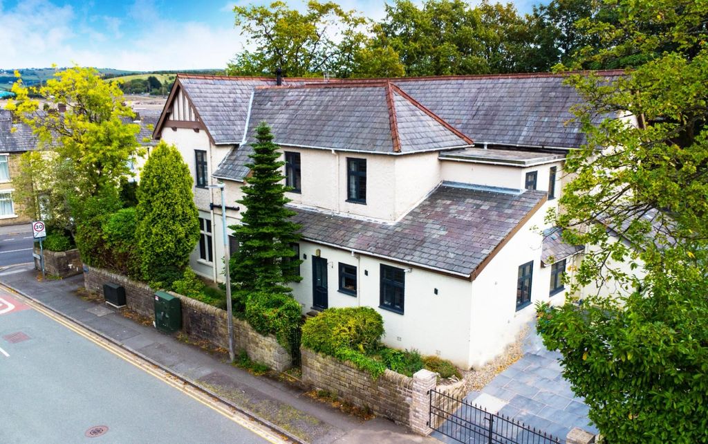 Property photo 1 of 29 Front 2.Jpg