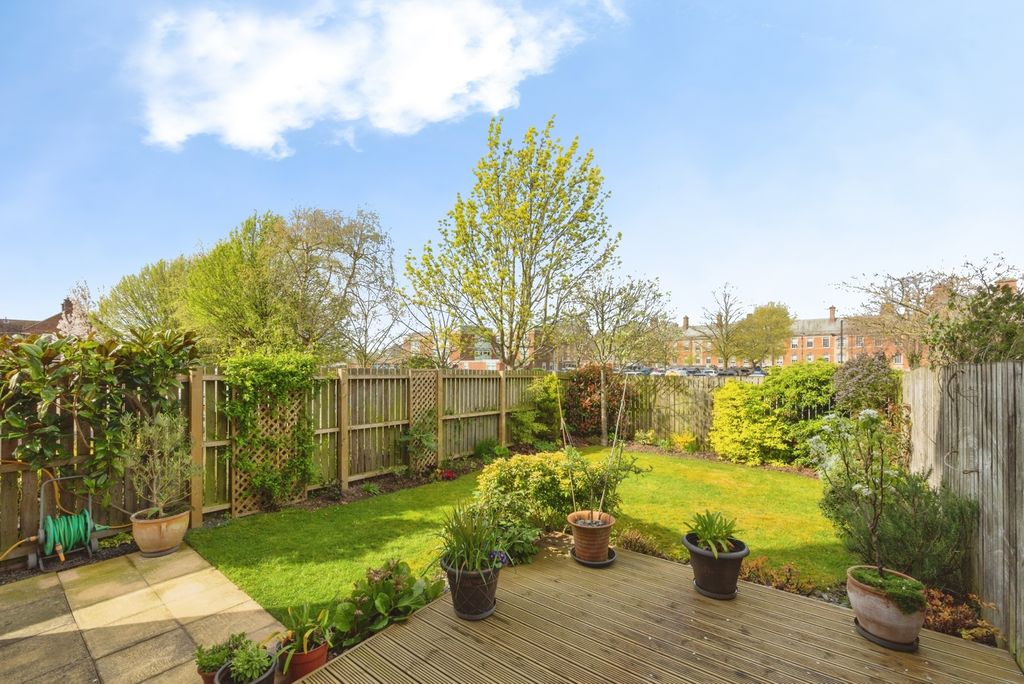 Property photo 3 of 17 Pbox-Img.Jpg