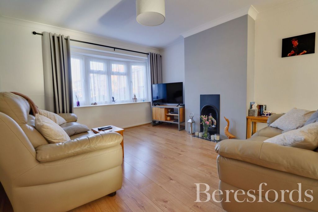 Property photo 2 of 14 Picture 2