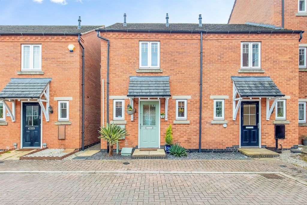 Property photo 1 of 18