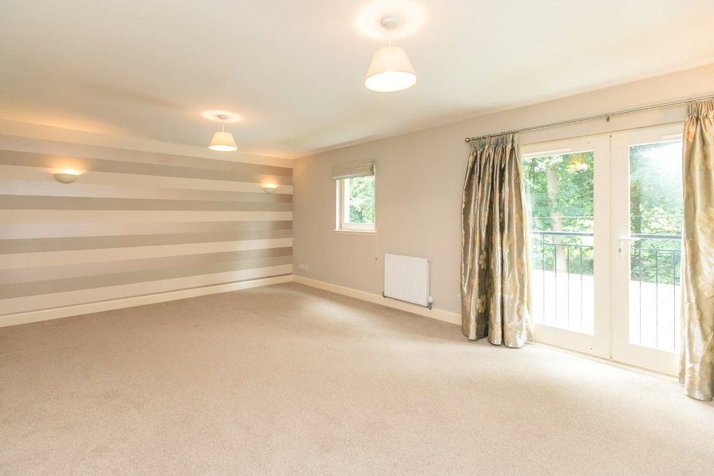 Property photo 2 of 20 Picture No. 21
