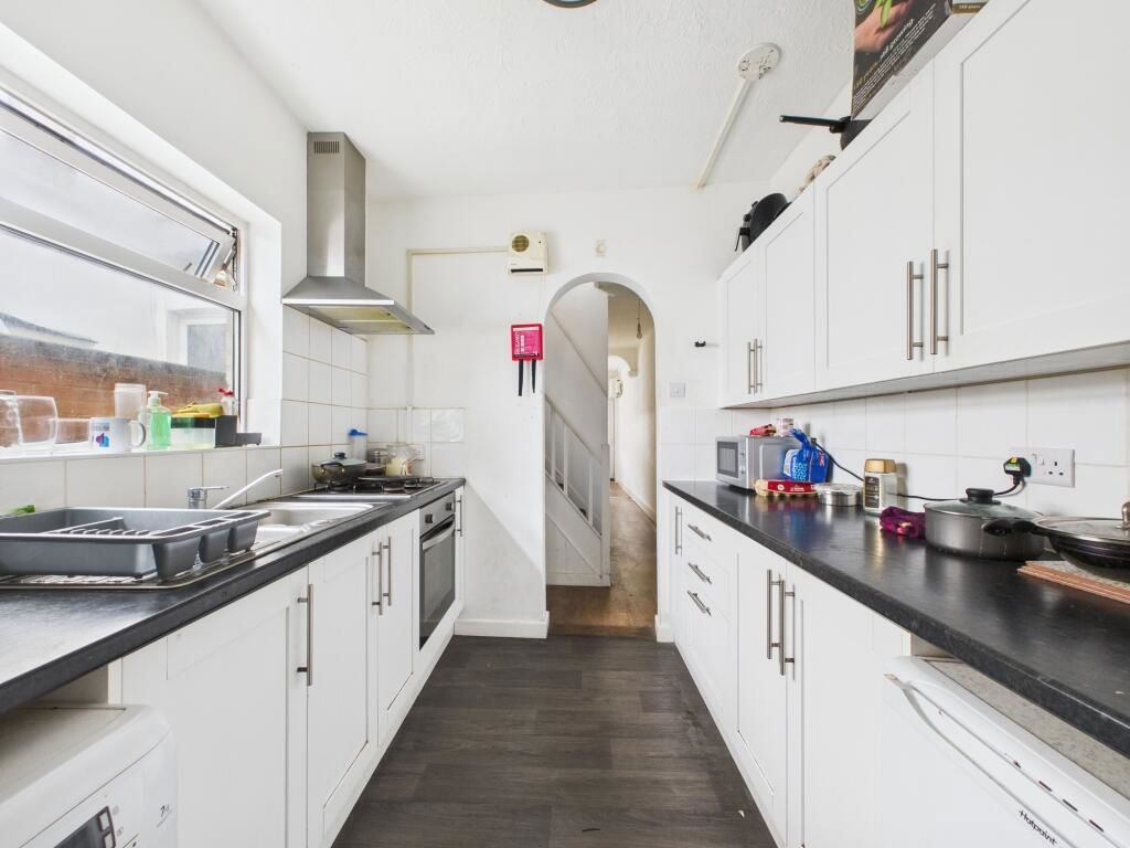 Property photo 2 of 6