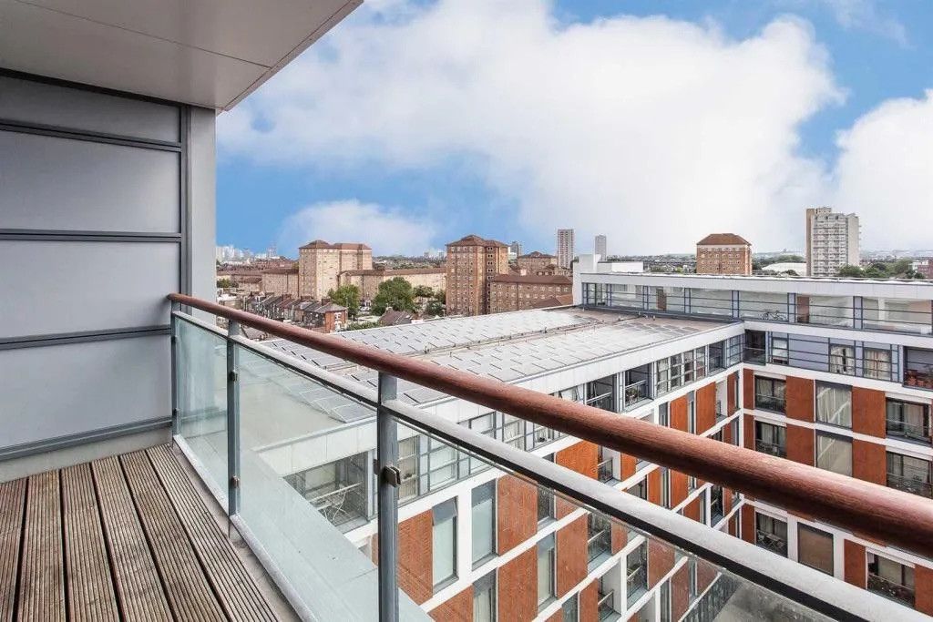 Property photo 2 of 9