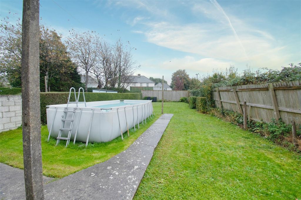 Property photo 2 of 20 Rear