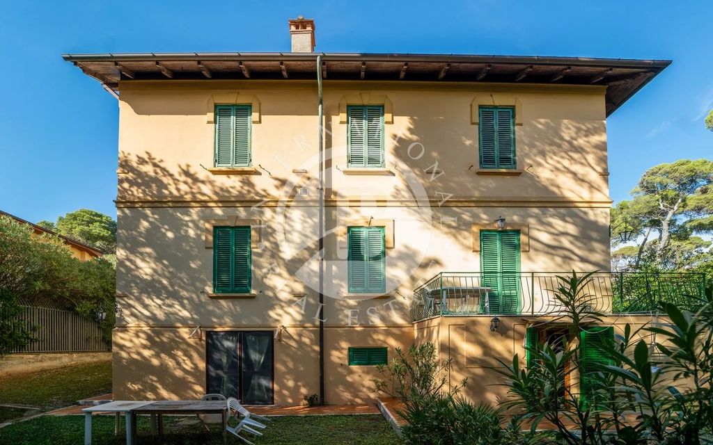 Property photo 1 of 49