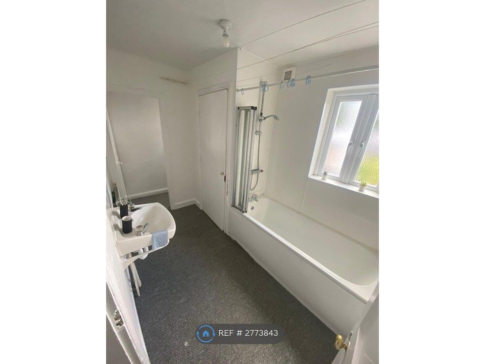 Additional image 13 of 6 bed terraced house to rentElizabeth Way, Cambridge CB4
