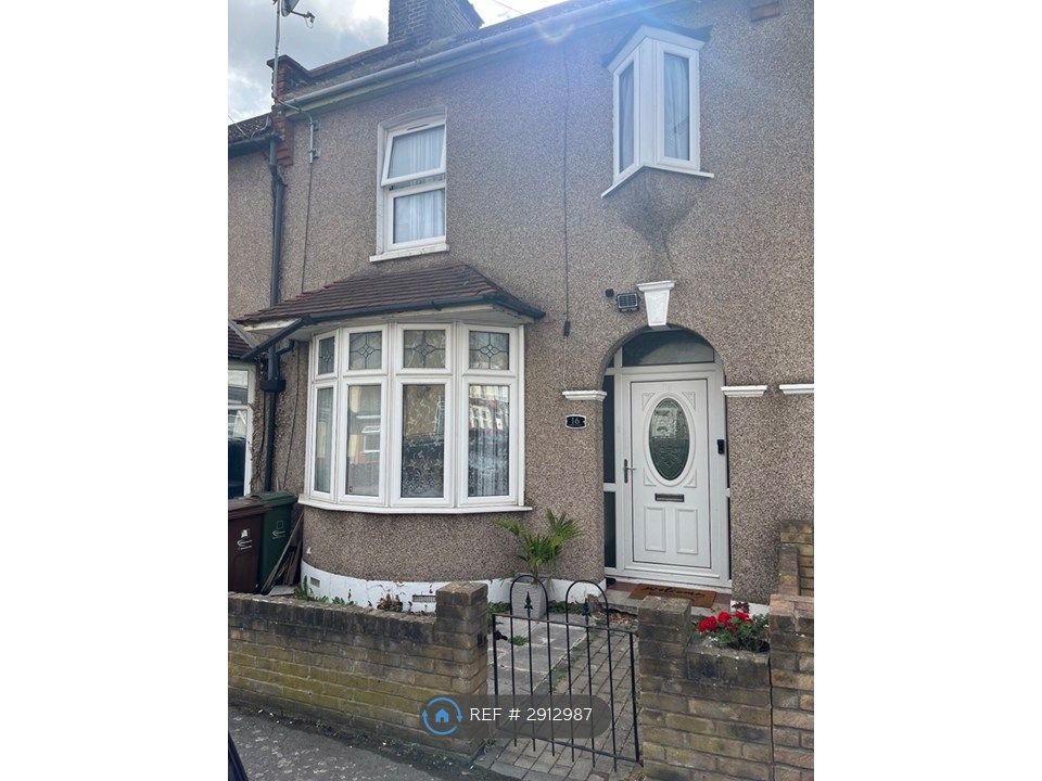 Property photo 1 of 35