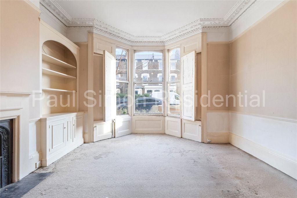 Property photo 3 of 24 Picture No. 02