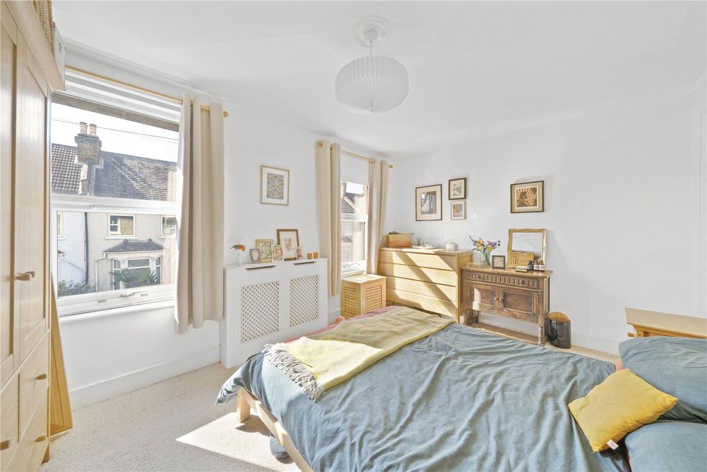 Property photo 3 of 13 Picture No. 09