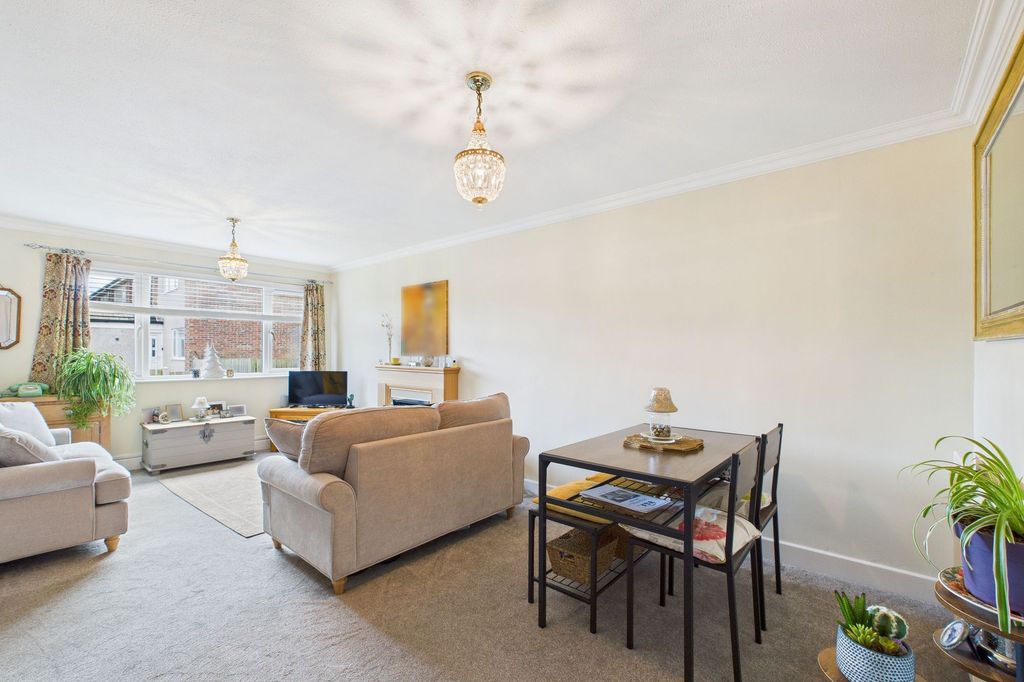 Property photo 3 of 15