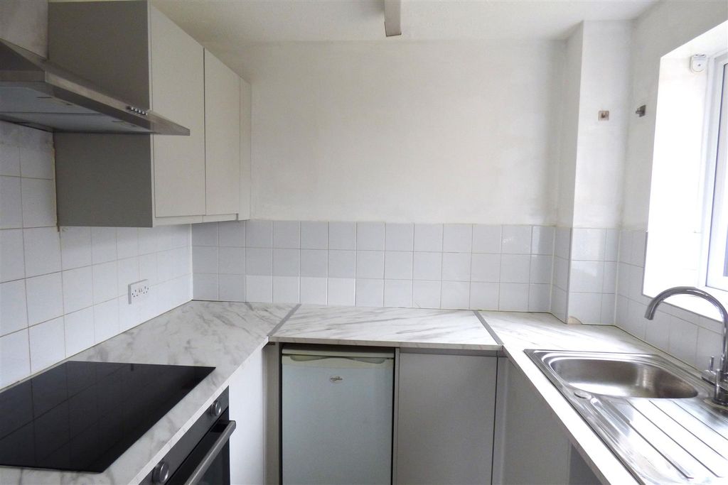 Property photo 2 of 8 P1410371.Jpg