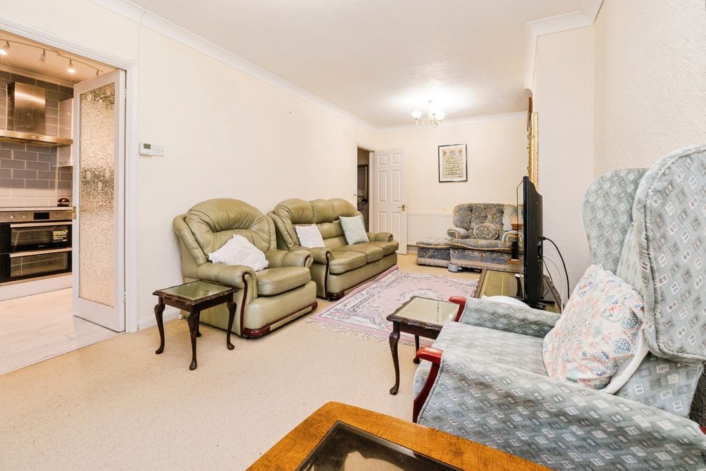 Property photo 2 of 42 Pbox-Img.Jpg
