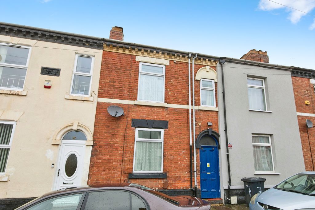 Property photo 1 of 15