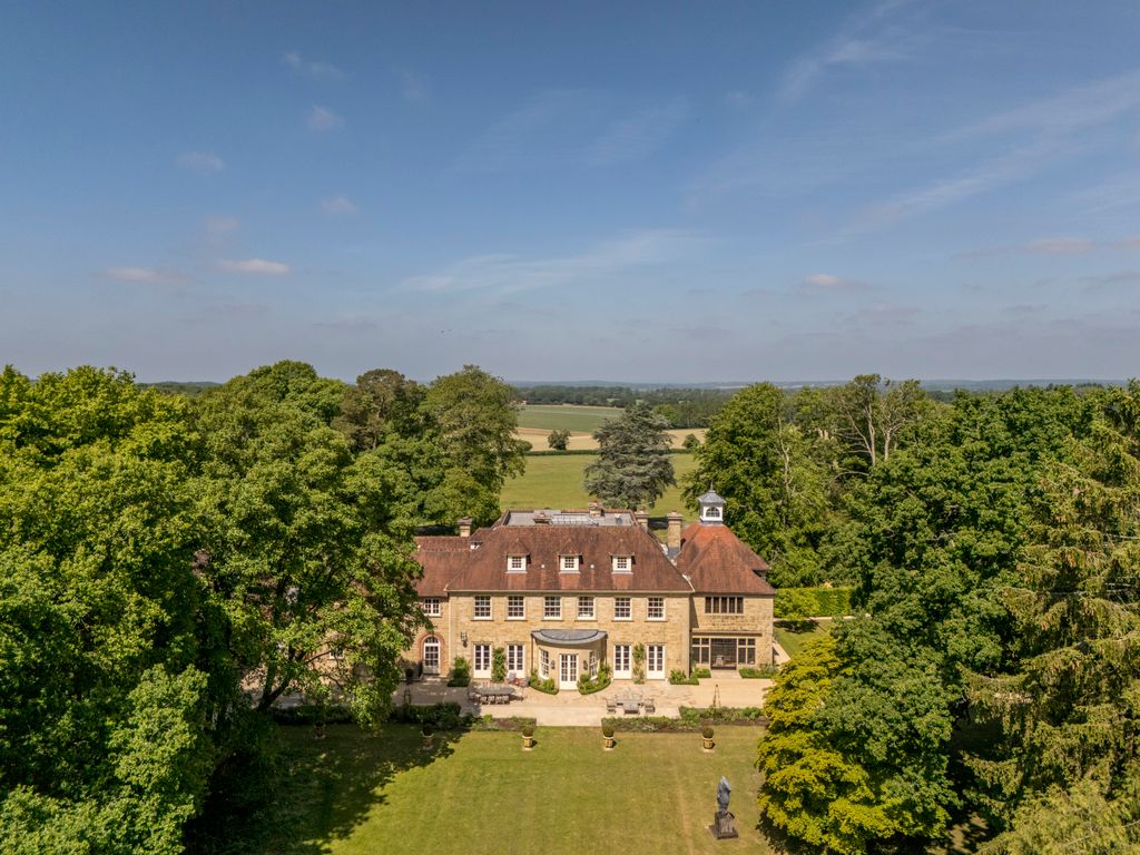 Property photo 1 of 22 Medstead Grange