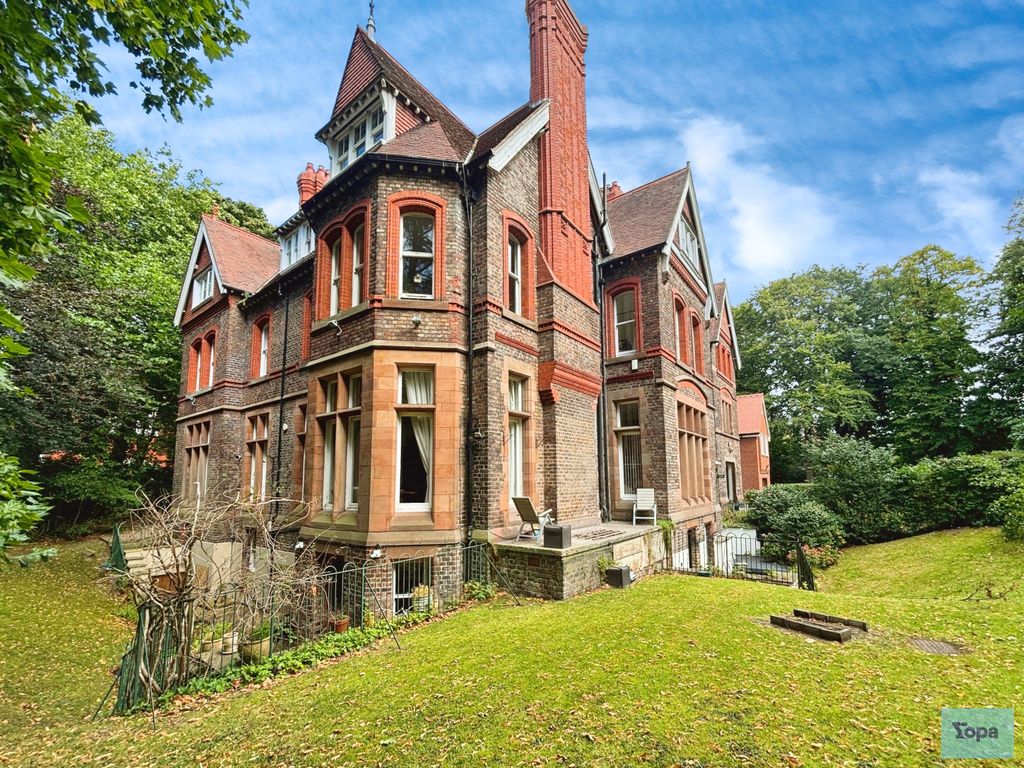 Property photo 1 of 20 Building