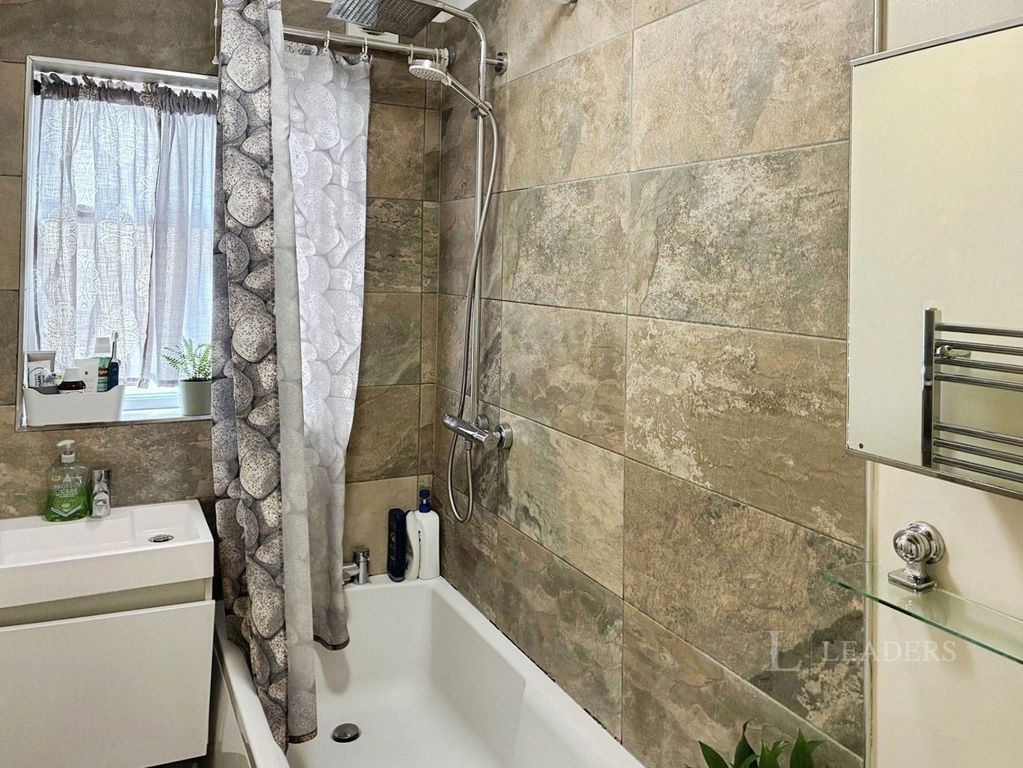 Property photo 2 of 10 Pbox-Img.Jpg