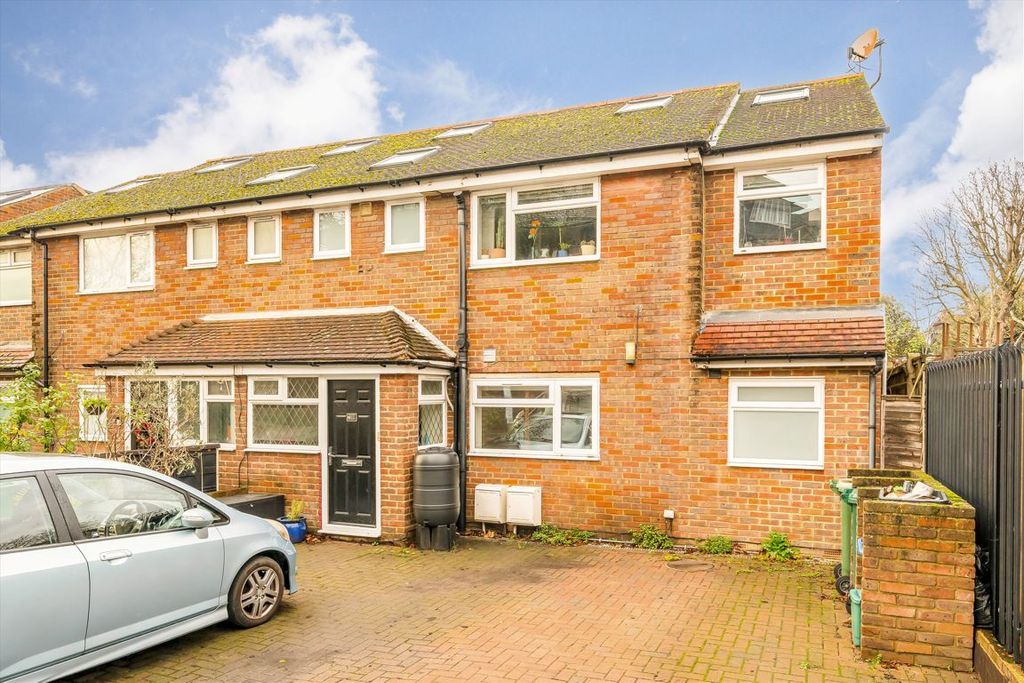 Property photo 1 of 5