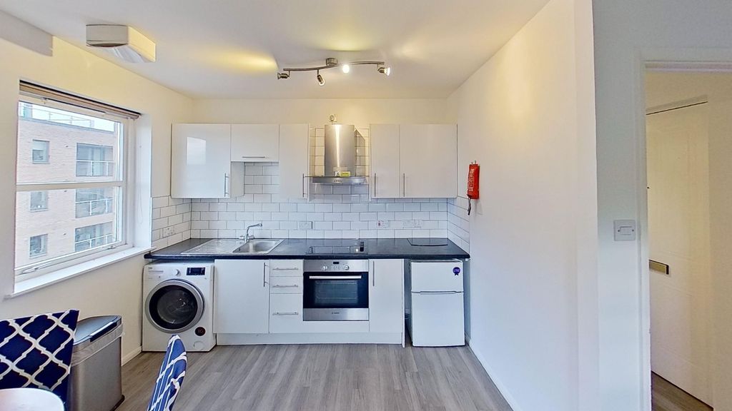 Property photo 1 of 9 Photo 1