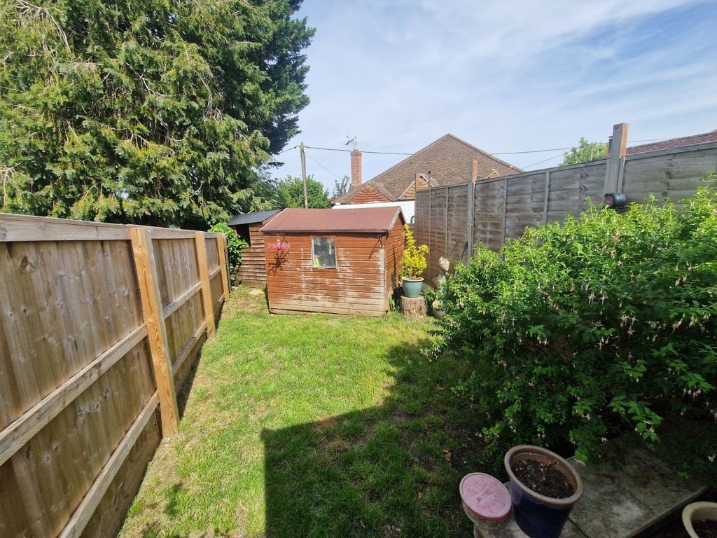 Property photo 3 of 12 Garden