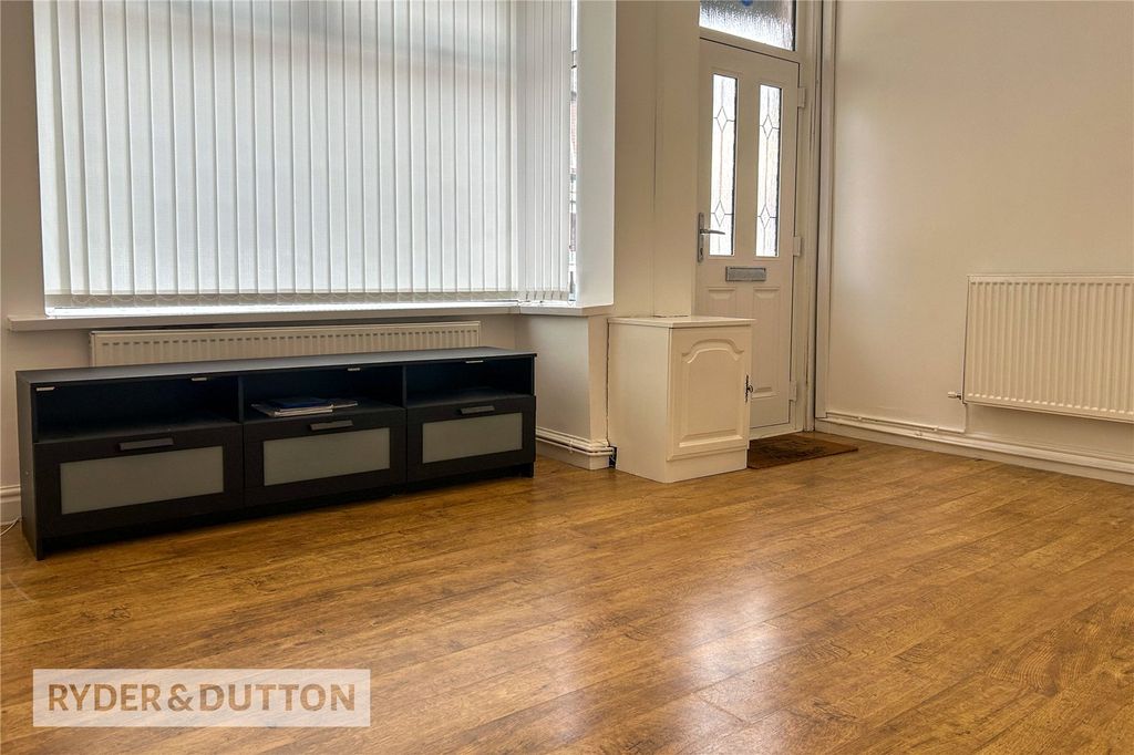 Property photo 3 of 16 Living Room