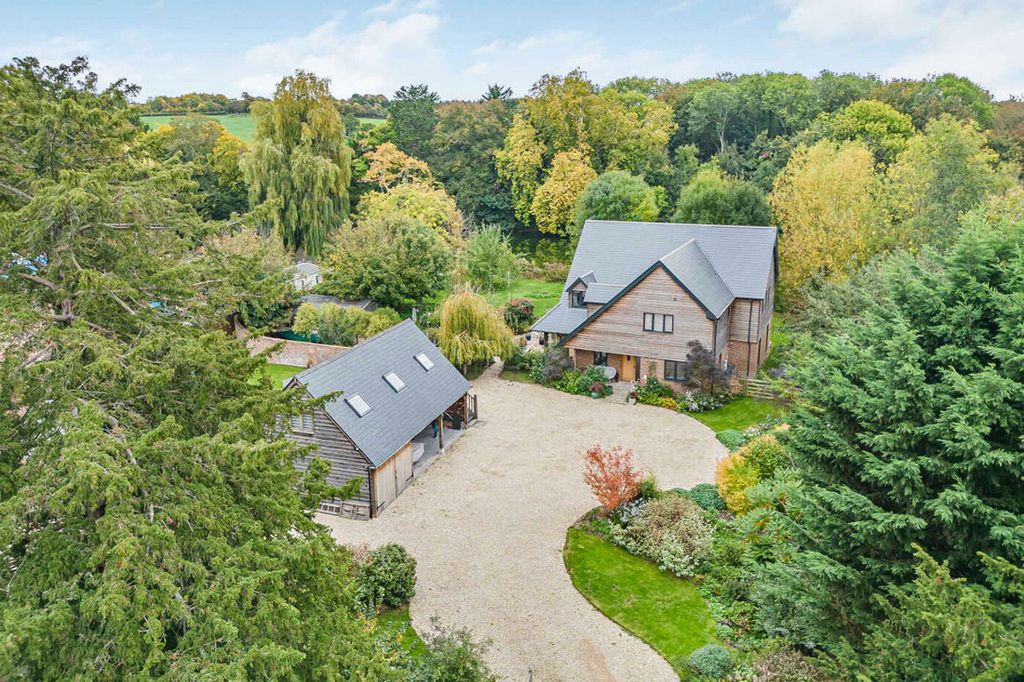 Property photo 1 of 41