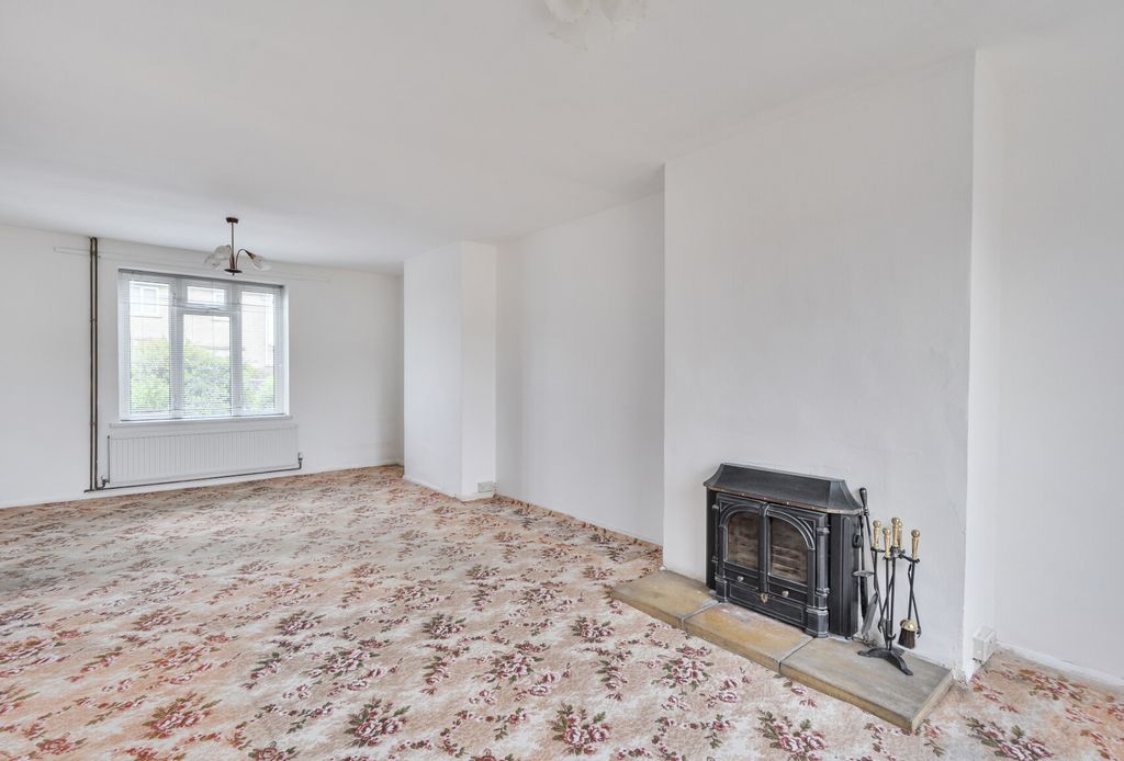 Property photo 3 of 16 1425268-9-69c2A05...