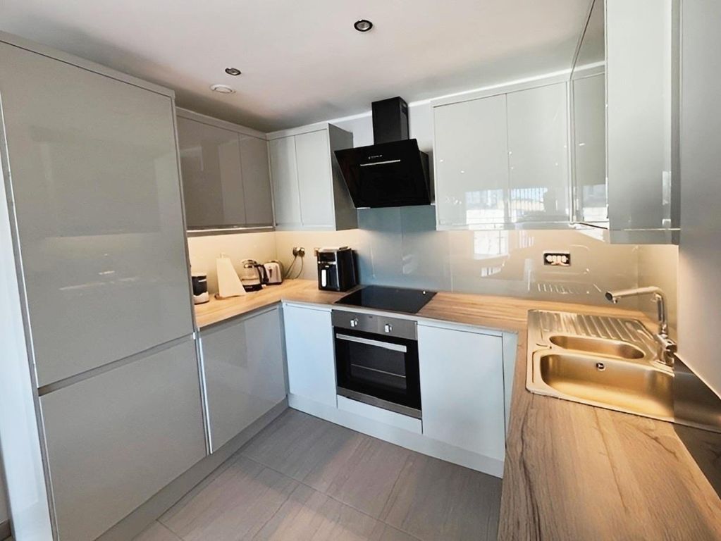 Property photo 2 of 12 407993Aa-Kitchen.Jpg