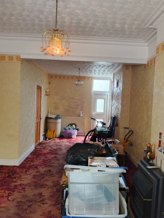 Property photo 2 of 30
