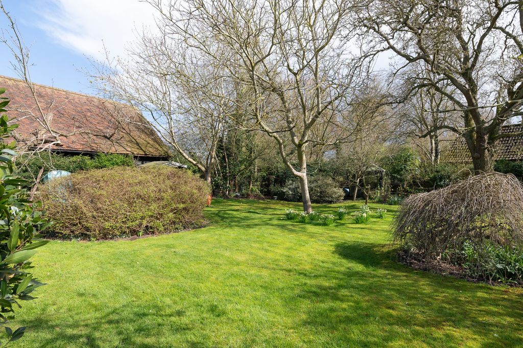 Property photo 3 of 38