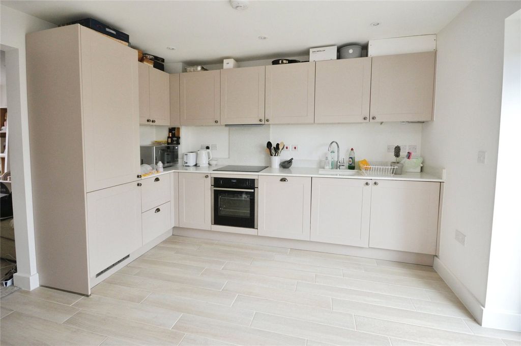 Property photo 3 of 16 Picture No. 20