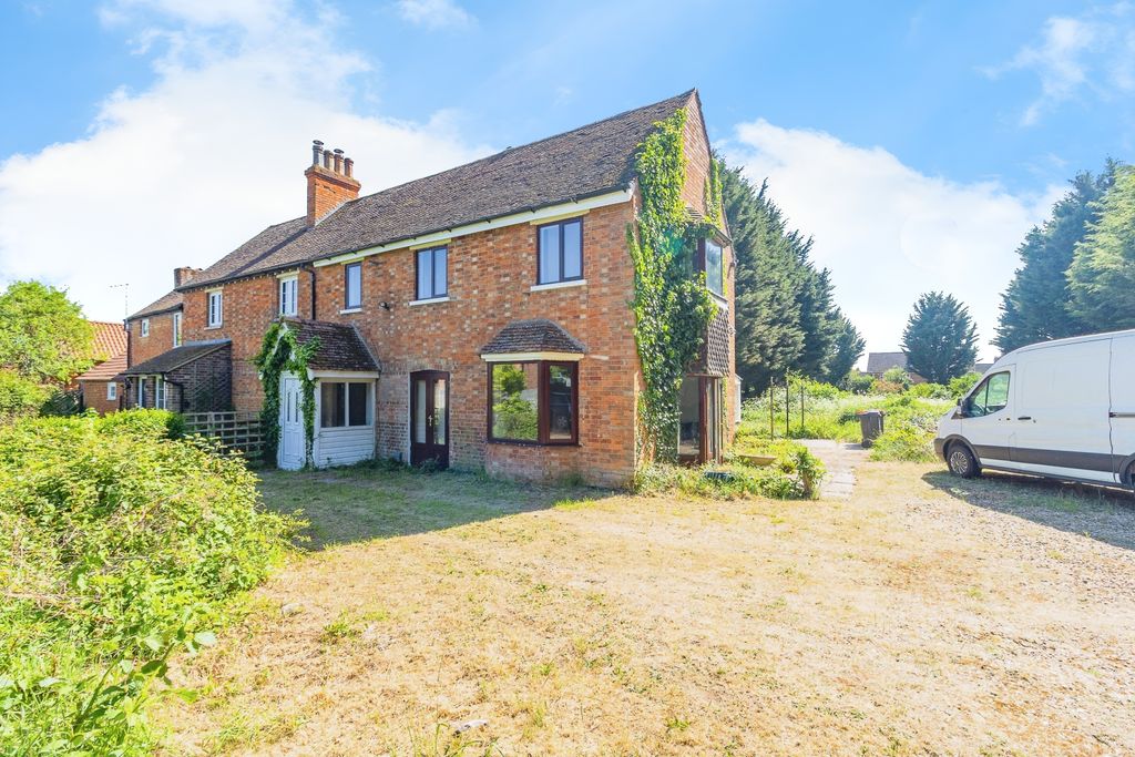 Property photo 3 of 18