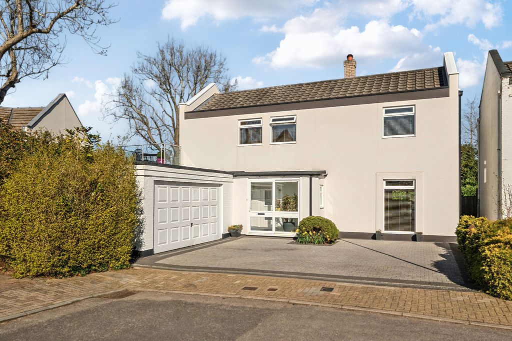 Property photo 1 of 35 1432534-27-69Baed...