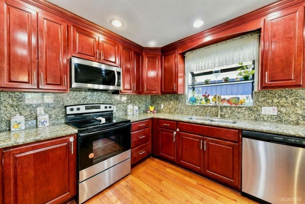 Property photo 3 of 19 <Alttext/>