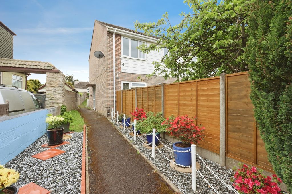 Property photo 2 of 15 Pbox-Img.Jpg