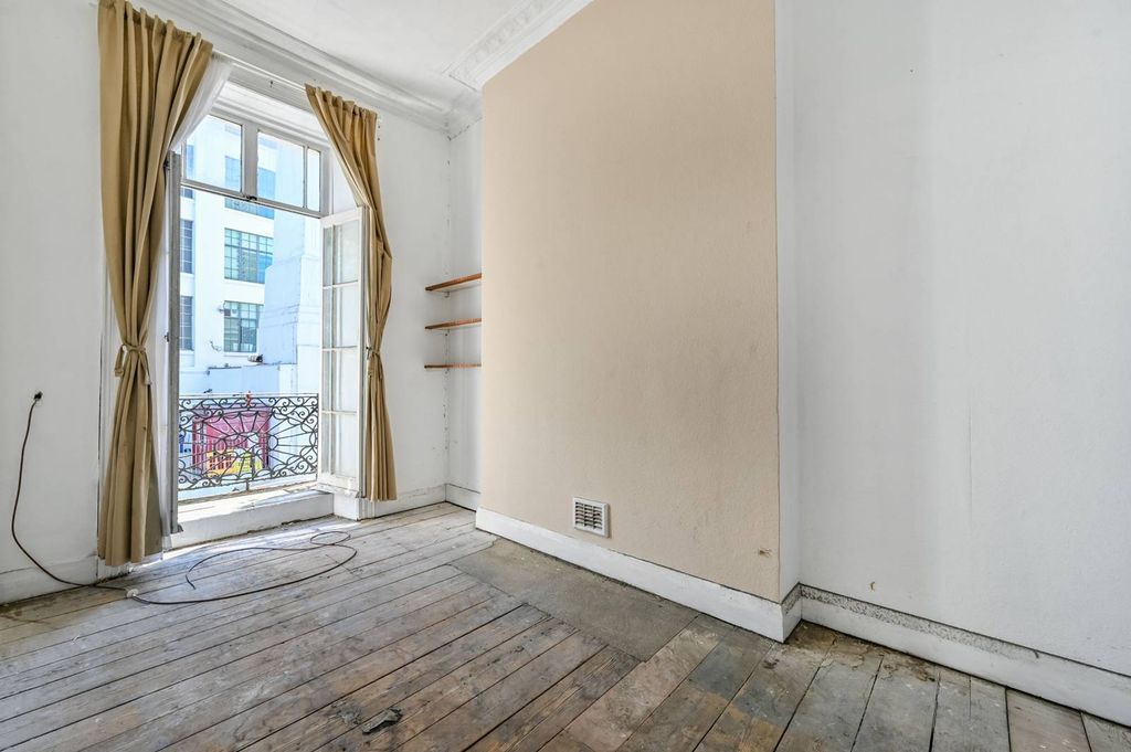 Property photo 3 of 7
