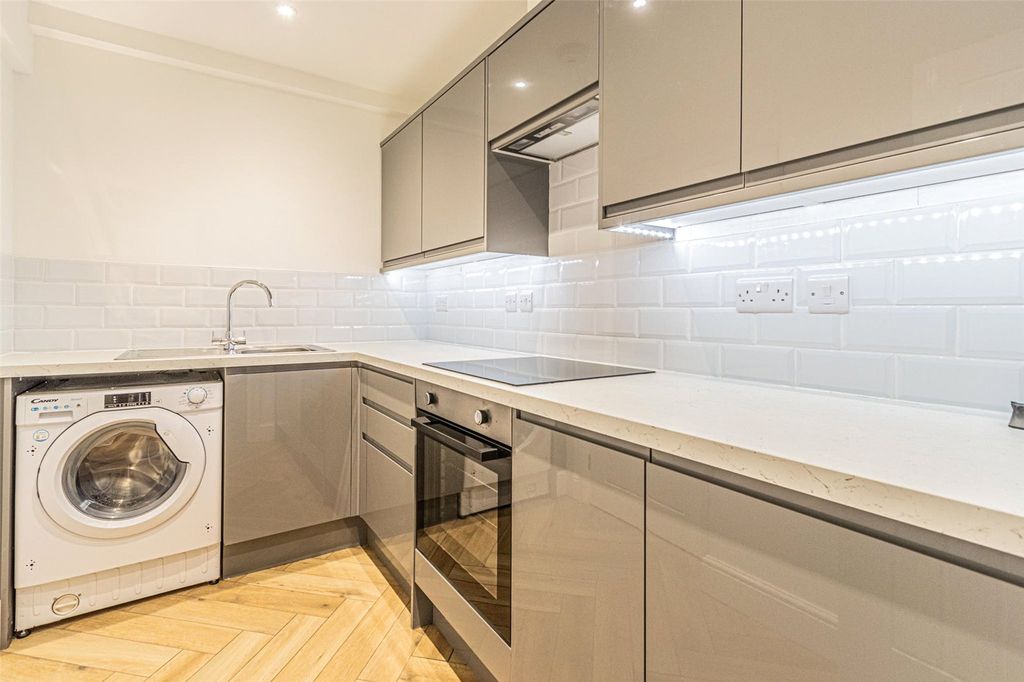 Property photo 1 of 4 Picture No. 04