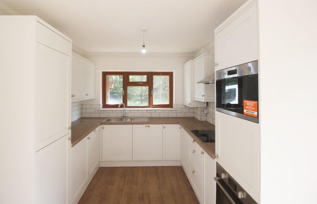 Property photo 3 of 15 Img_6904-Crop.Jpg