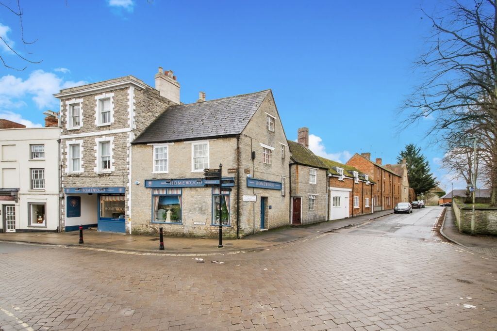 Property photo 1 of 8 84691