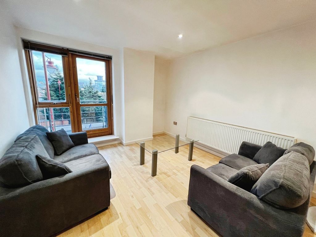 Property photo 1 of 9 Picture No. 16