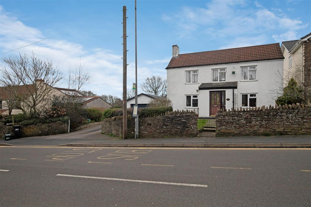 Property photo 2 of 47 Remove Road Works Sign (1).Jpg