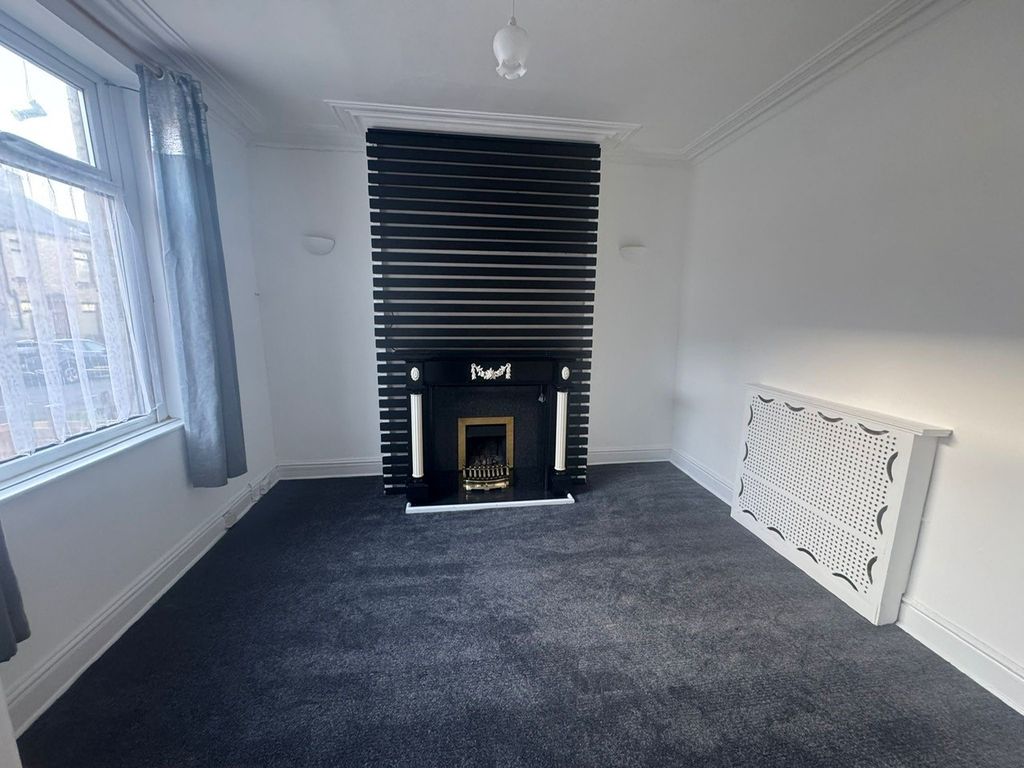 Property photo 2 of 15 Image