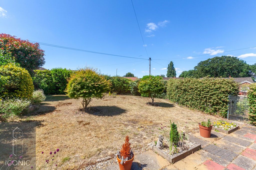 Property photo 2 of 14 Photo 15