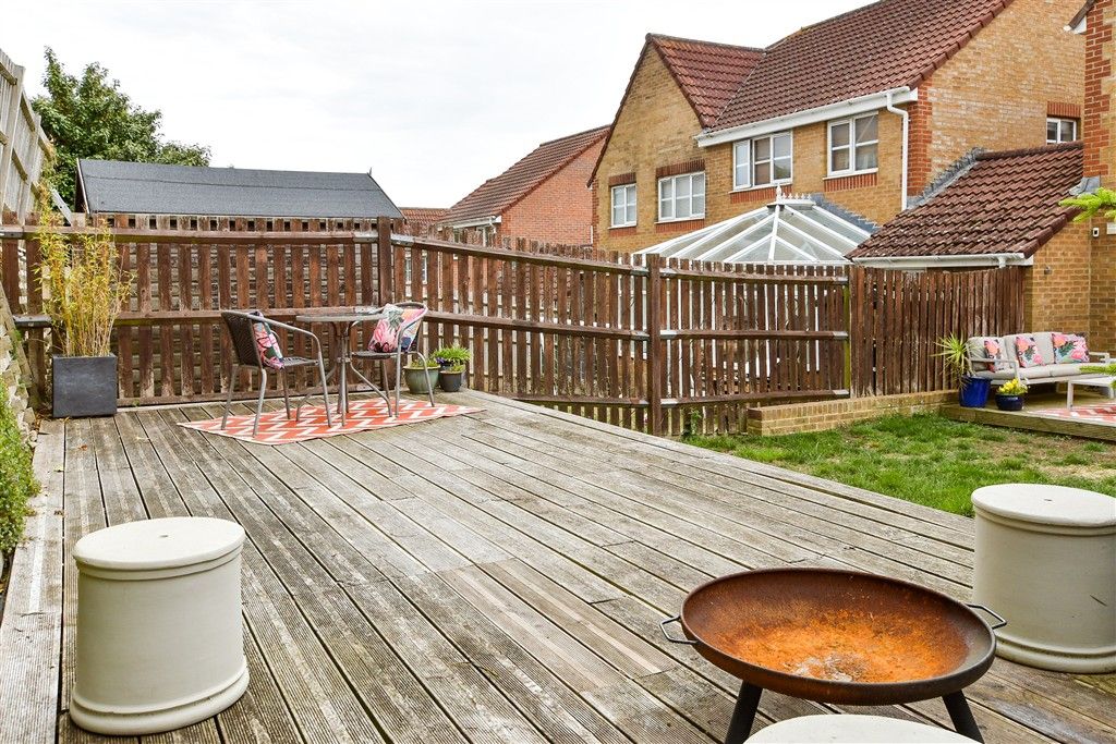 Property photo 2 of 15 Patio / Decking