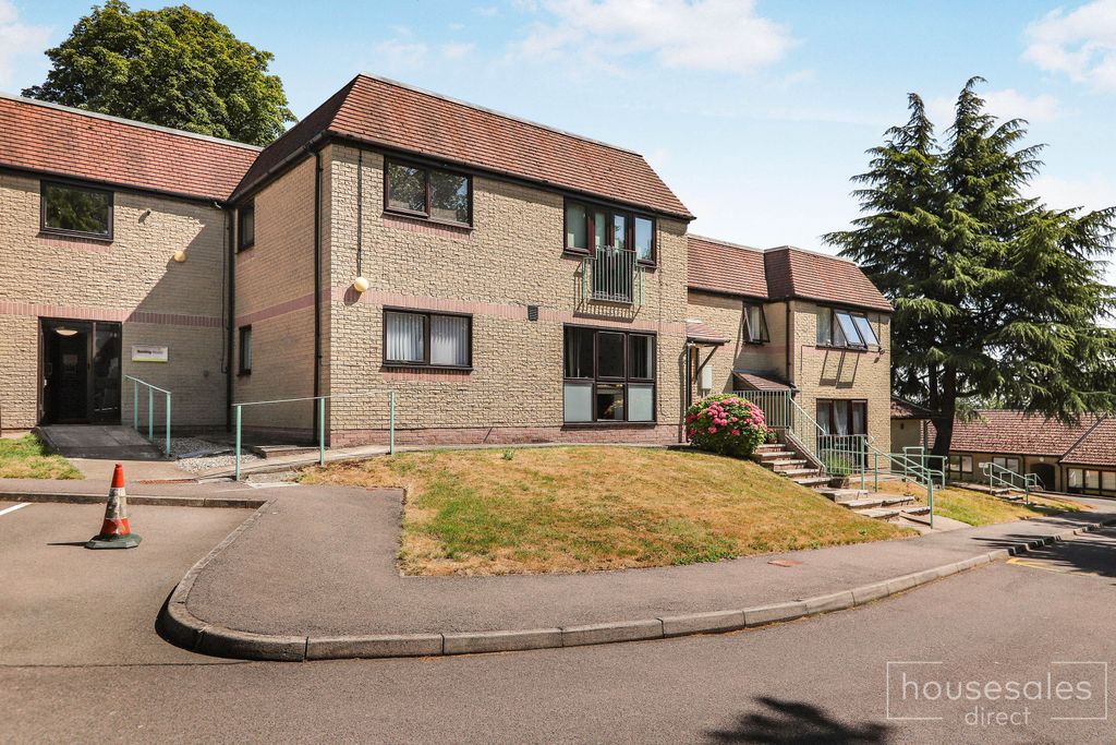 Property photo 1 of 7