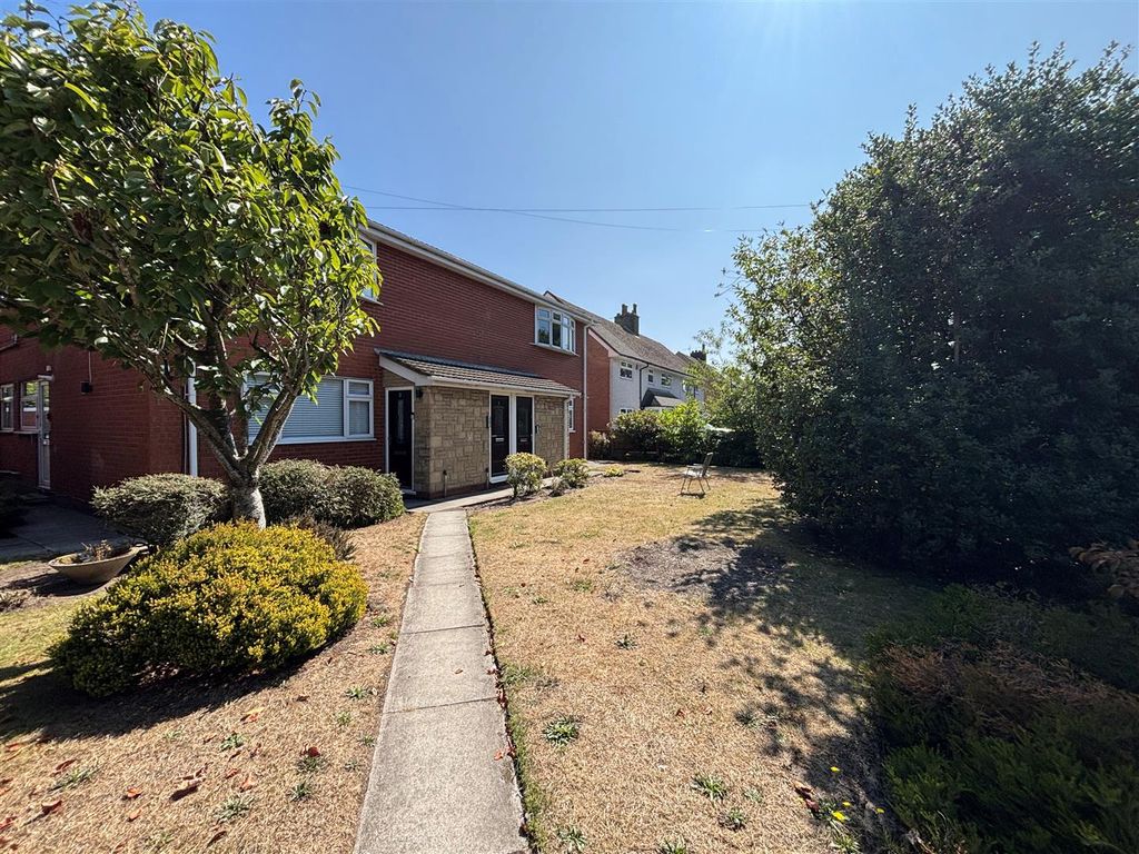 Property photo 1 of 12 4.Jpg