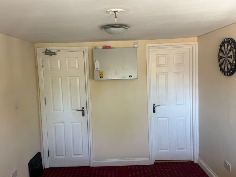 Property photo 2 of 8