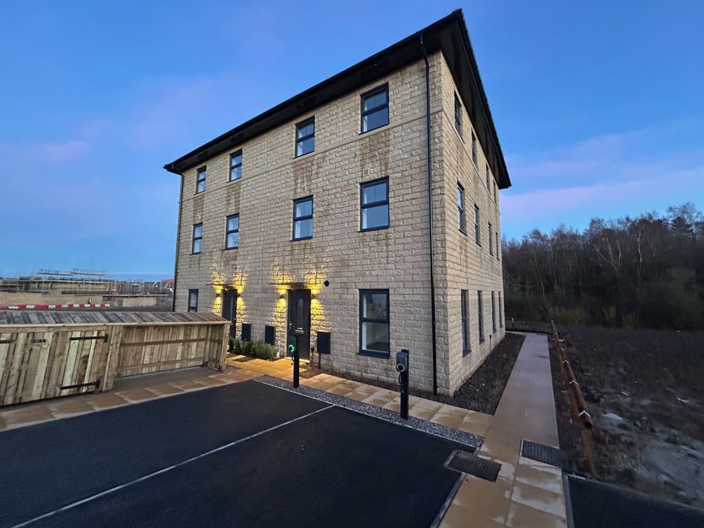 Property photo 2 of 7 Picture No. 01