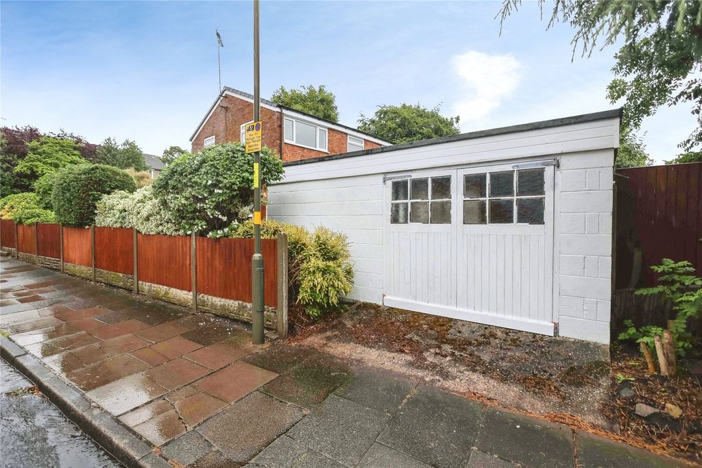 Property photo 3 of 26 Picture No. 24