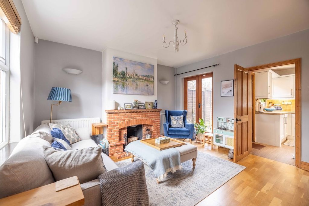 Property photo 3 of 19