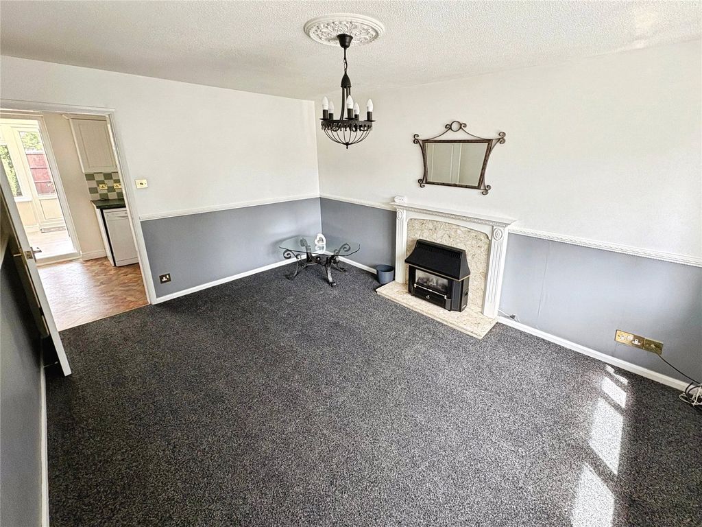 Property photo 2 of 8 Living Room